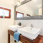Maharaja Mountain Palace With Free Privat Parking And Garden * Budapešť