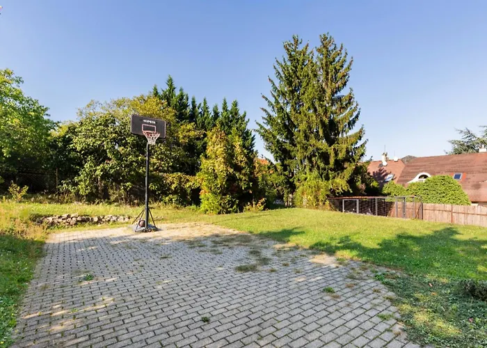 Maharaja Mountain Palace With Free Privat Parking And Garden *