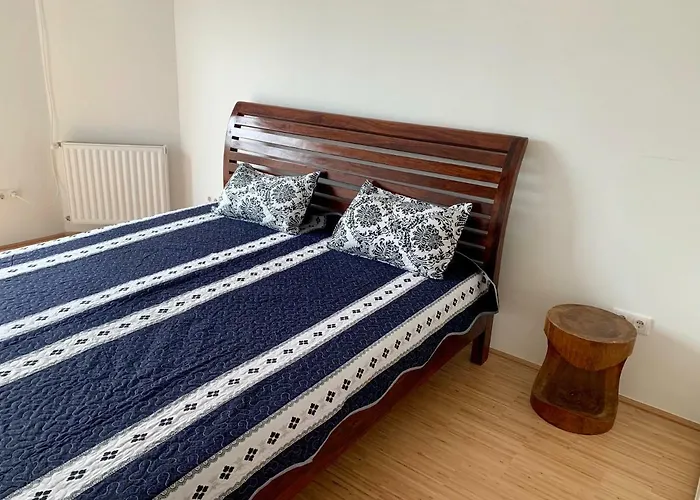 Maharaja Mountain Palace With Free Privat Parking And Garden *