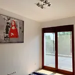 Maharaja Mountain Palace With Free Privat Parking And Garden Будапешт