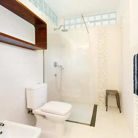 Daire Maharaja Mountain Palace With Free Privat Parking And Garden Budapeşte